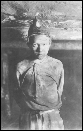 Trapper Boy - Turkey Knob Mine - Macdonald - West Virginia - 1908